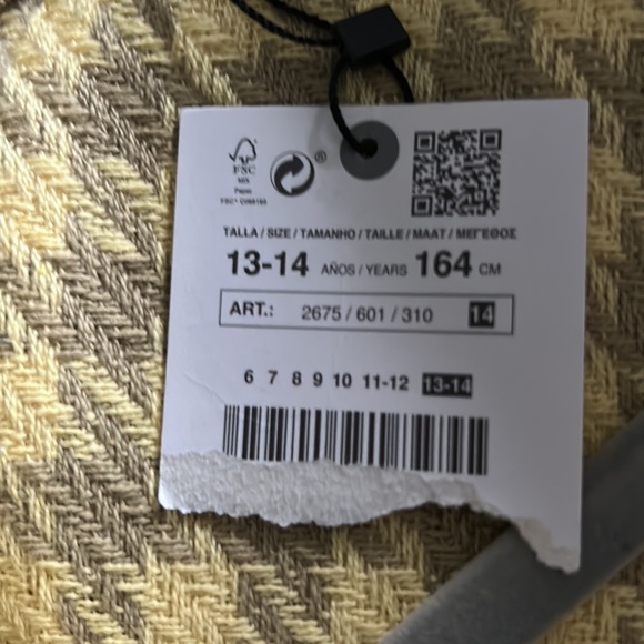 Yellow classy pattern - Picture 2 of 2